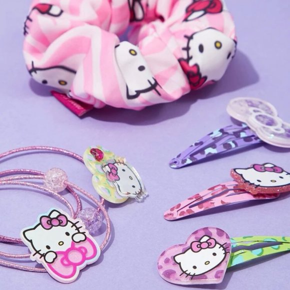 Hello Kitty Hair Accessories - Picture 2 of 2